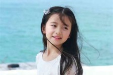 女孩名字黄姓大全 黄氏姓名大全女孩(女孩名字黄姓大全)